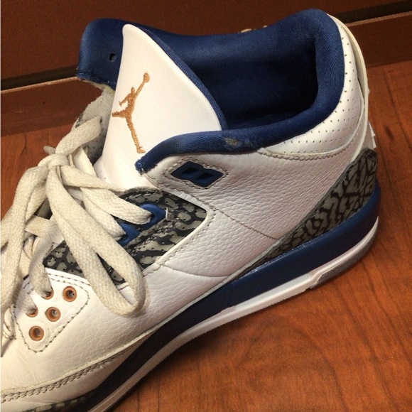 Nike Blue and Gray Sneakers - Picture 9 of 16